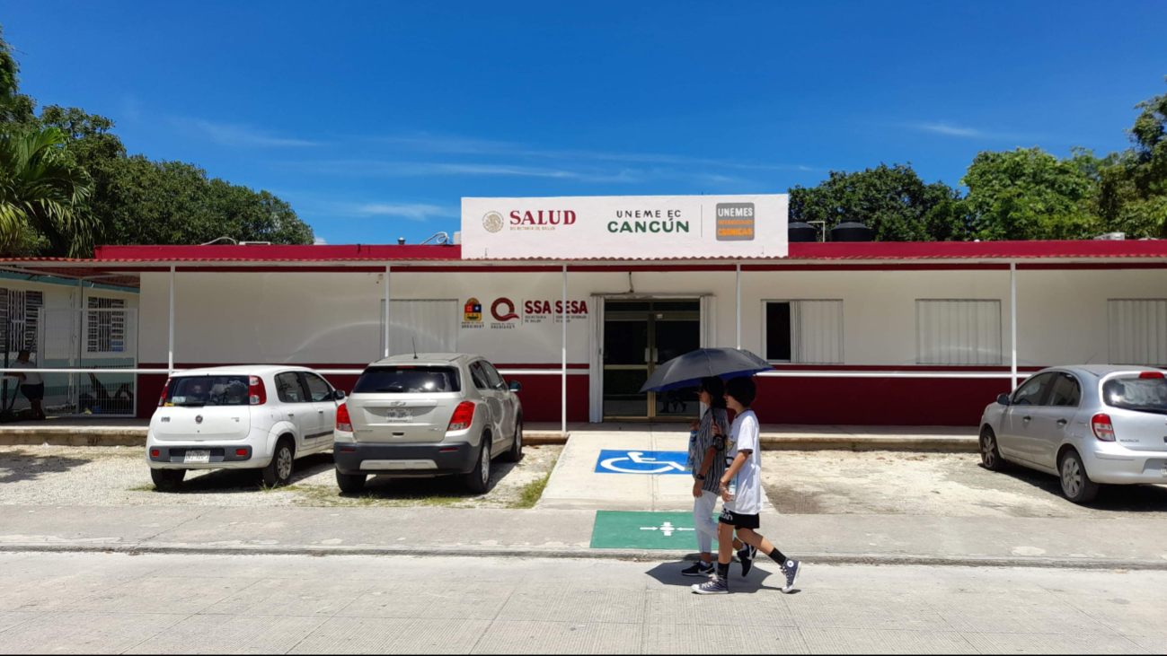 Buscan garantizar atención médica gratuita a más de 850 mil habitantes de Quintana Roo sin seguridad socia