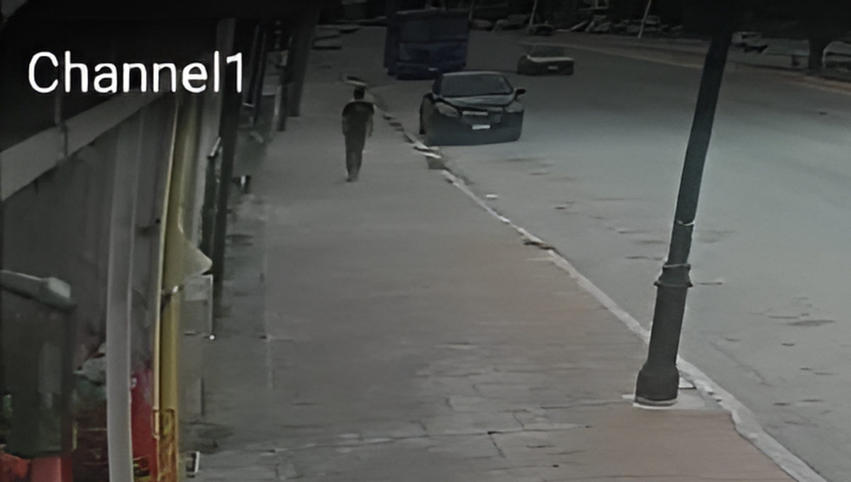Cámaras de vigilancia captaron el momento exacto del accidente.