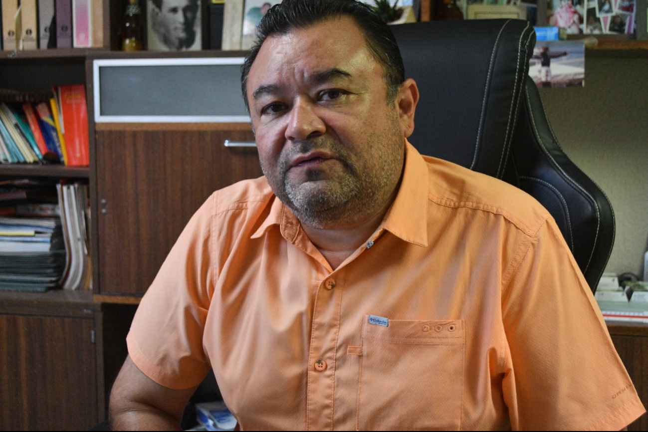 Francisco Romellón Herrera, presidente de Canainpesca Campeche, destacó la falta de vigilancia durante la veda. Francisco Romellón Herrera, presidente de Canainpesca Campeche, destacó la falta de vigilancia durante la veda.