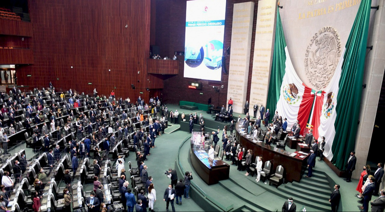 Bello Ávila también dijo que las plurinominales deberían de desaparecer Bello Ávila también dijo que las plurinominales deberían de desaparecer