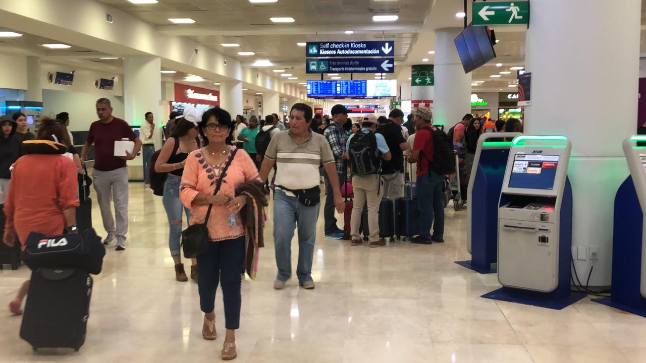 El aeropuerto de Cancún está lejos de superar los 500 vuelos El aeropuerto de Cancún está lejos de superar los 500 vuelos