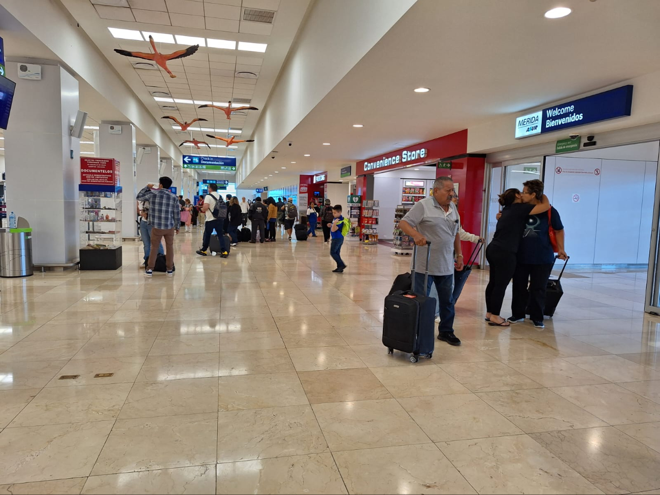 Despegan ocho vuelos atrasados en el aeropuerto de Mérida