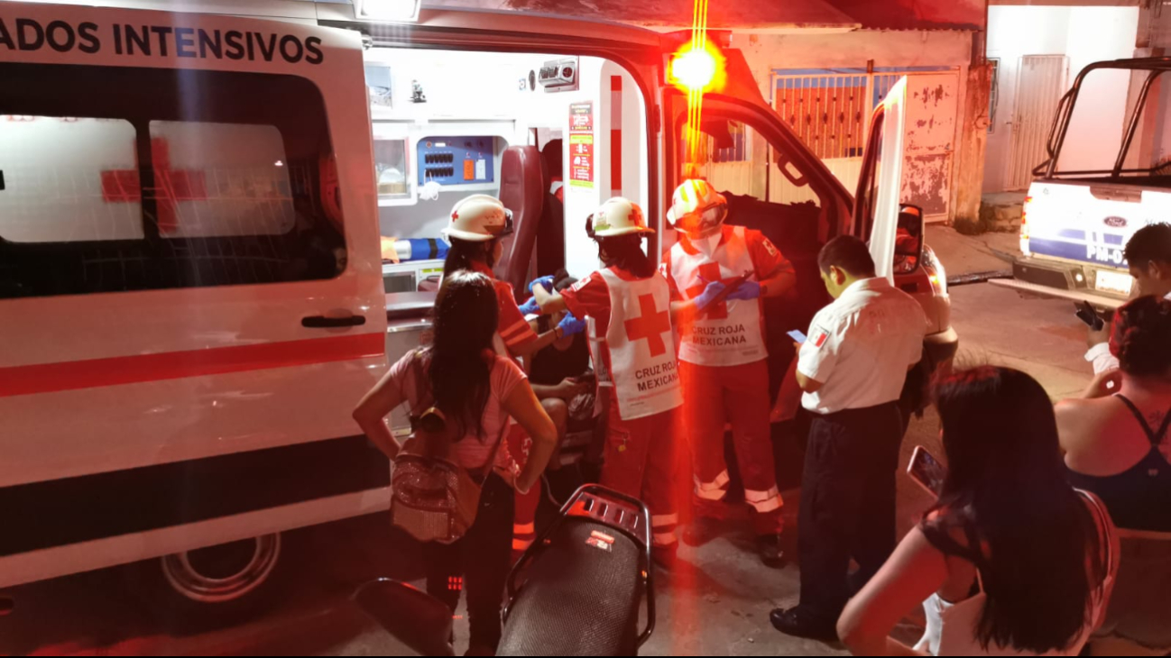 El joven recibió varias apuñaladas en el cuerpo El joven recibió varias apuñaladas en el cuerpo