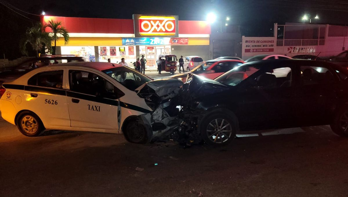 Así terminaron ambas unidades en Cancún