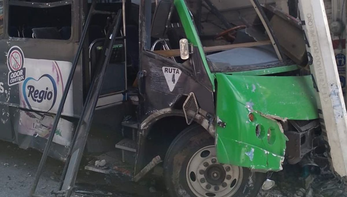 Aparatoso choque de camiones deja 2 muertos y 11 heridos en Cuajimalpa, CDMX