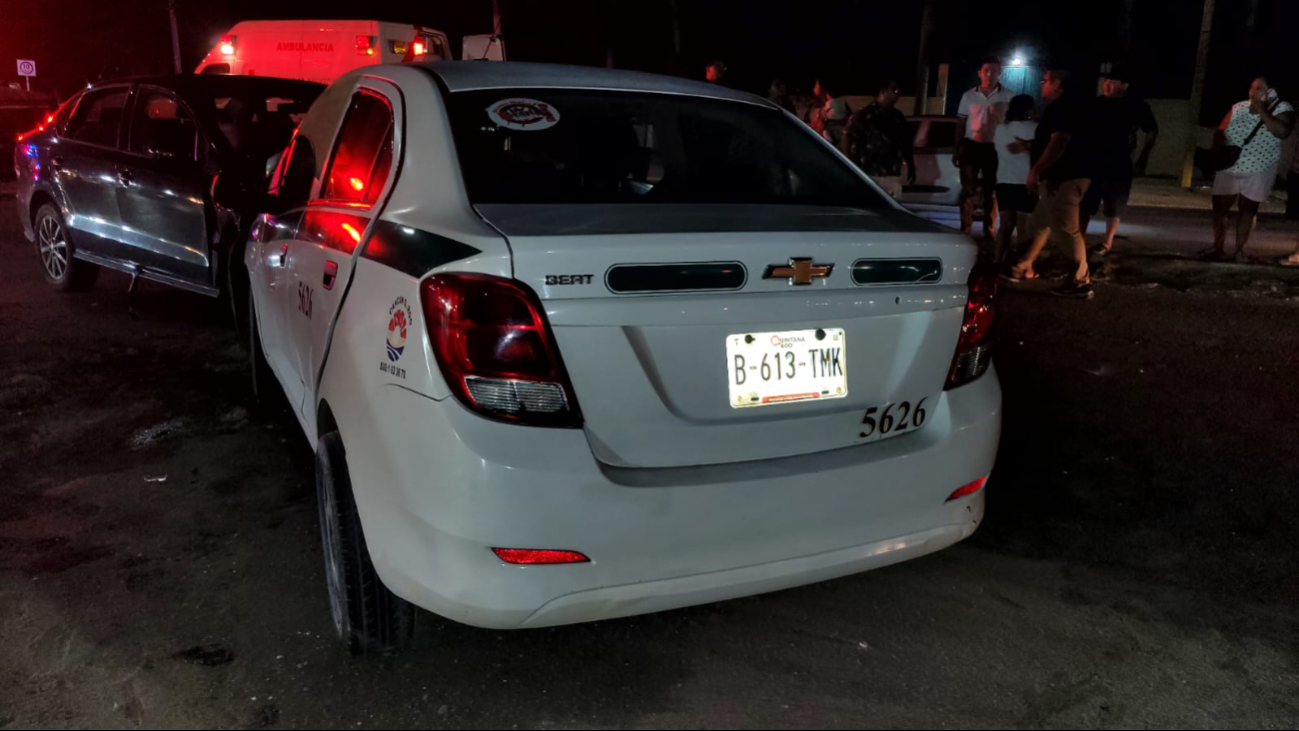 Otra perspectiva del accidente en la ciudad Otra perspectiva del accidente en la ciudad