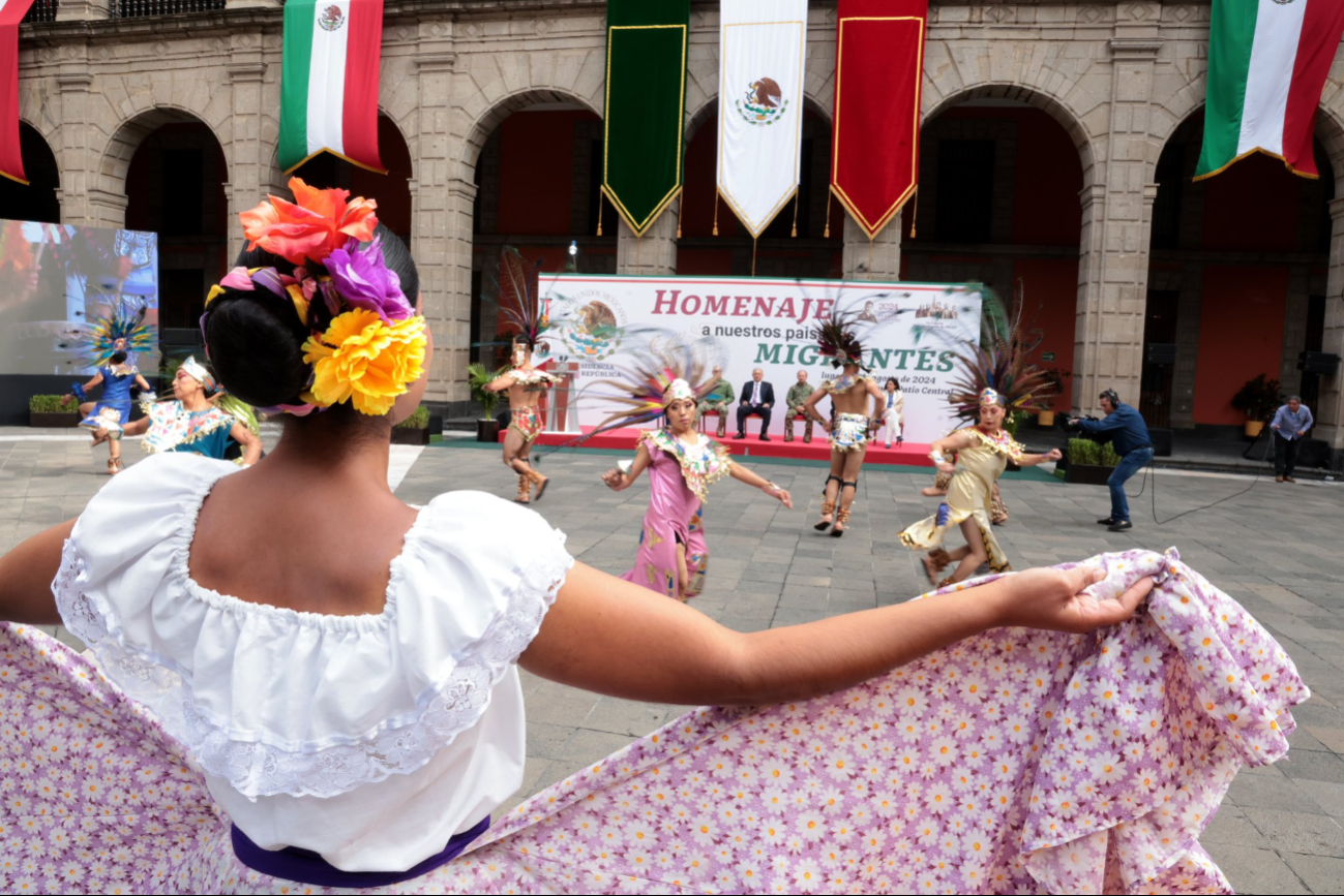 37.7 millones de migrantes mexicanos viven en Estados Unidos 37.7 millones de migrantes mexicanos viven en Estados Unidos