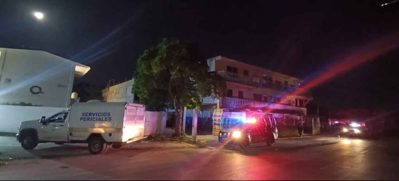 El hombre fue trasladado con vida al IMSS de Cancún El hombre fue trasladado con vida al IMSS de Cancún