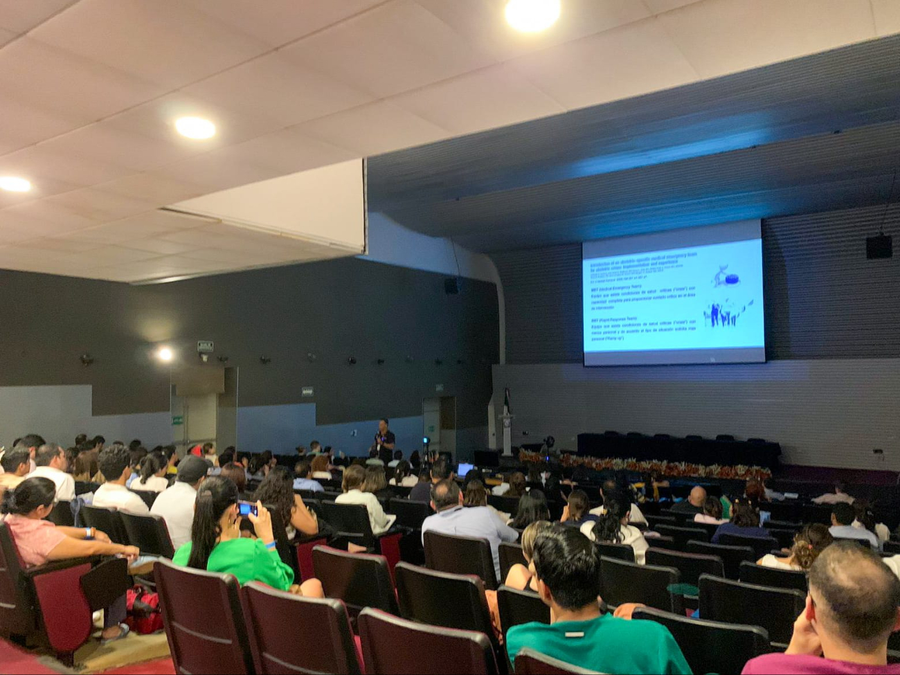 El evento se realiza en la ciudad de Mérida El evento se realiza en la ciudad de Mérida