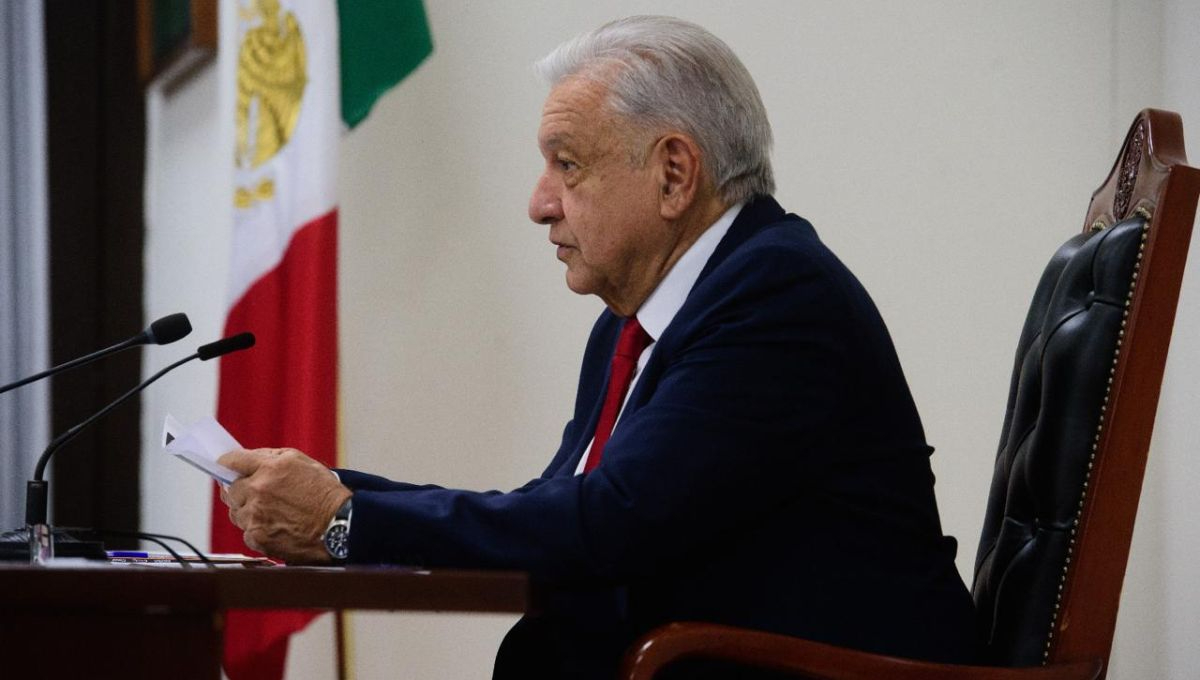 AMLO celebra decisión de Claudia Sheinbaum de continuar con conferencias diarias