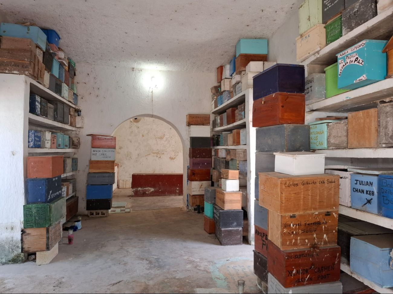 El cementerio, ubicado en la calle 20, ya no tiene más espacio debido a la alta demanda durante la pandemia y el aumento de fallecimientos. El cementerio, ubicado en la calle 20, ya no tiene más espacio debido a la alta demanda durante la pandemia y el aumento de fallecimientos.