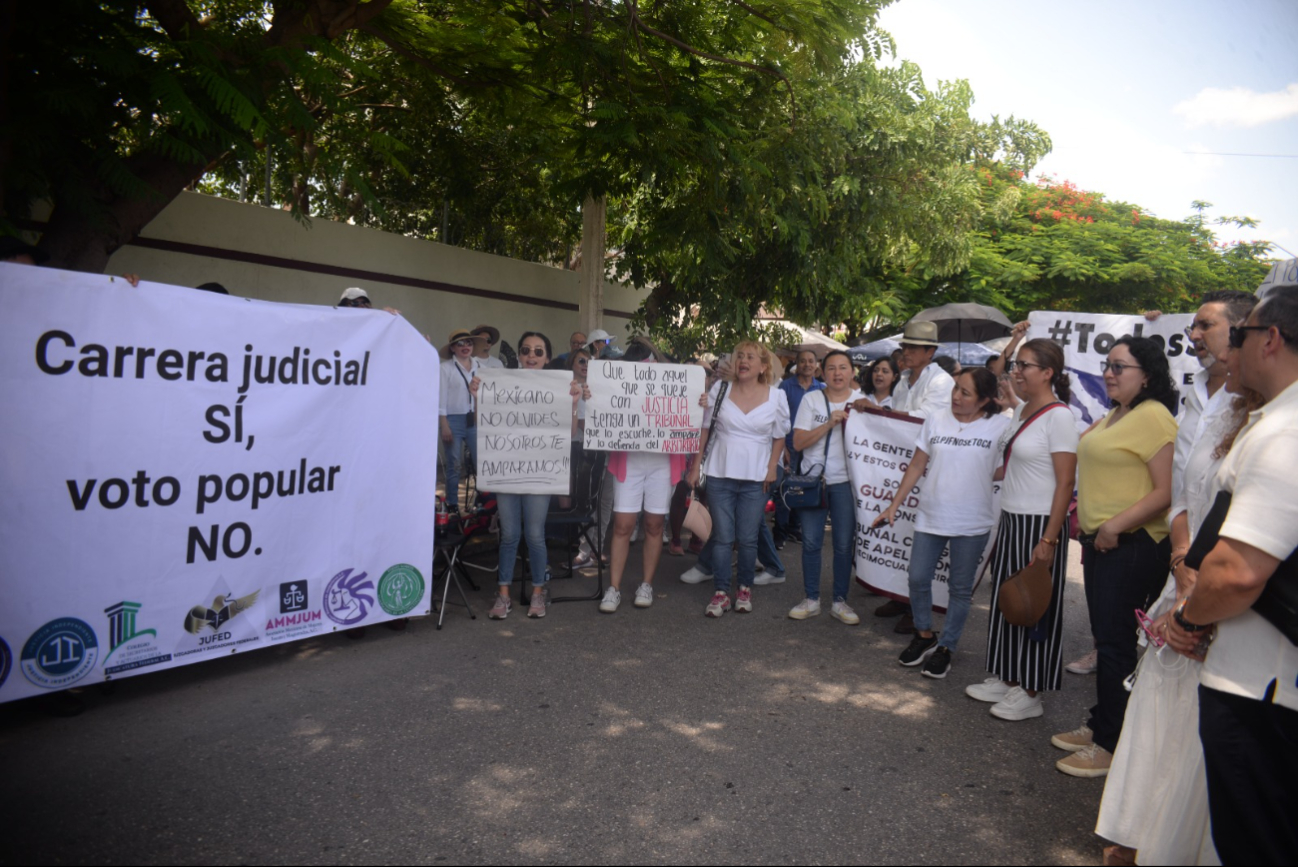 Los empleados del Poder Judicial en Mérida trasladaron su protesta Los empleados del Poder Judicial en Mérida trasladaron su protesta
