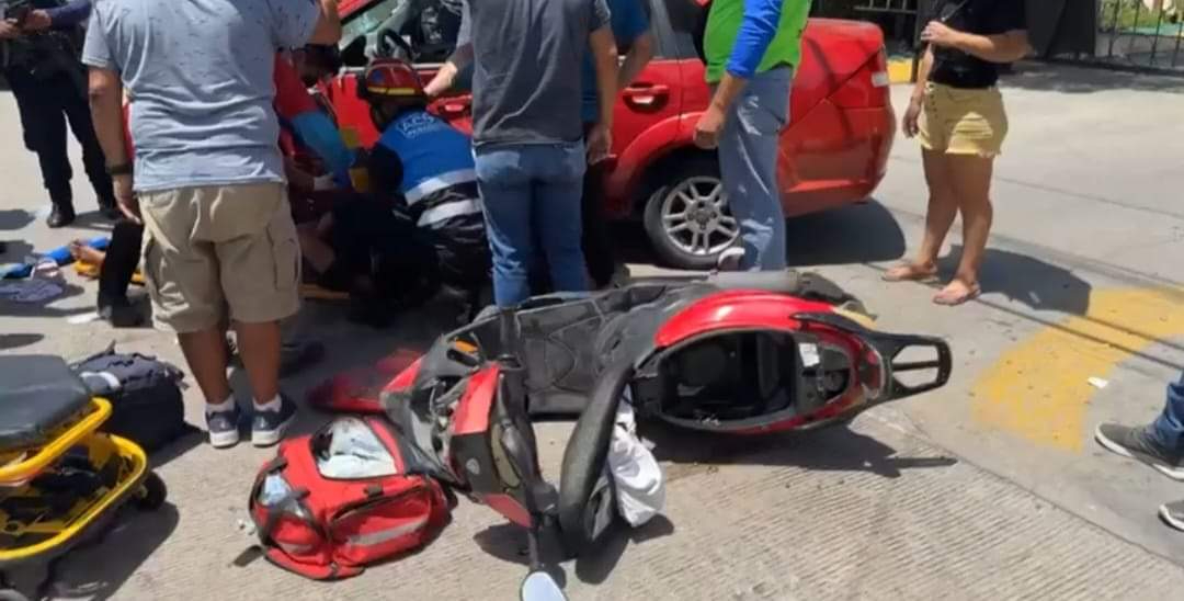 Los lesionados fueron trasladados al hospital para su atención Los lesionados fueron trasladados al hospital para su atención