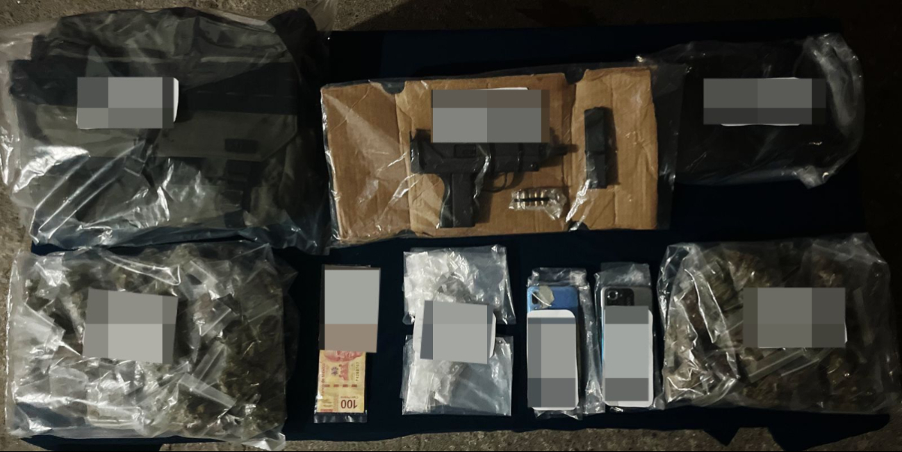 Materiales asegurados por la policía en Cancún Materiales asegurados por la policía en Cancún