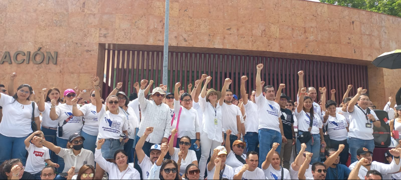 Son cerca de 700 empleados del Poder Judicial en Cancún Son cerca de 700 empleados del Poder Judicial en Cancún