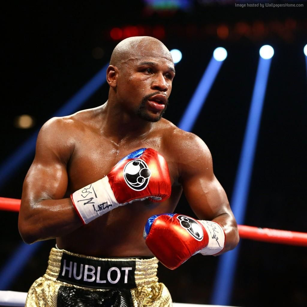 Floyd Mayweather llega a  la CDMX  entre mariachis y una pela en puerta  