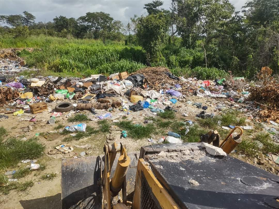 En Candelaria, convierten caminos  hacia depósitos  en basureros; piden aplicar sanciones