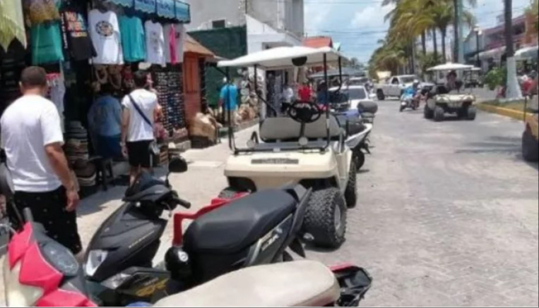 Los carritos de golf en Isla Mujeres han aumentado drásticamente el tráfico en la zona Los carritos de golf en Isla Mujeres han aumentado drásticamente el tráfico en la zona