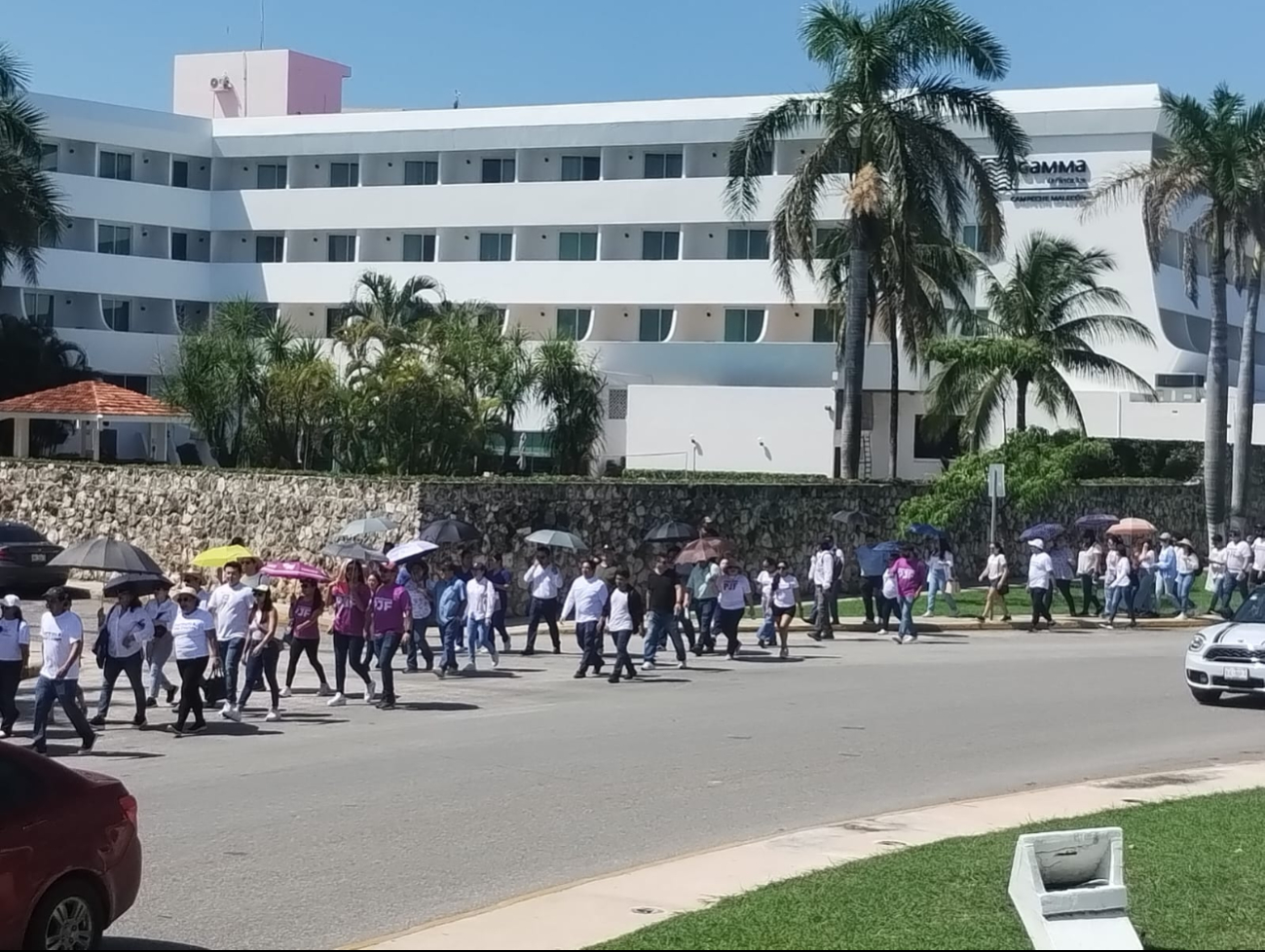 Trabajadores del Poder Judicial de la Federación marchan   en el malecón de Campeche: EN VIVO 