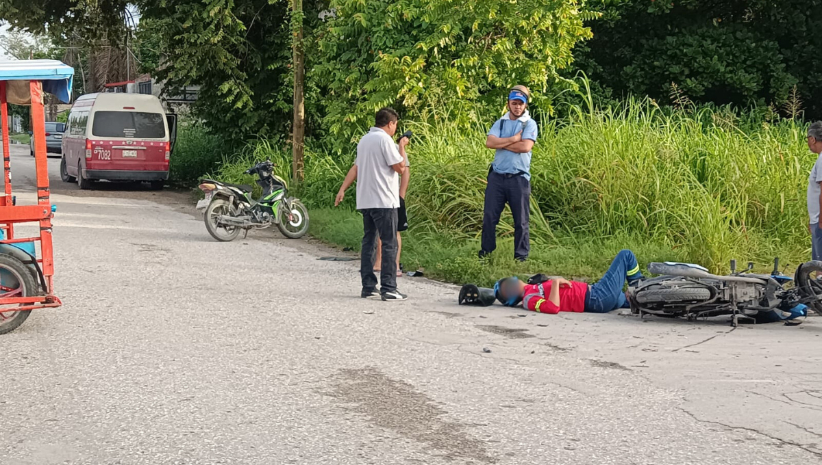 El accidente ocurrió en la mañana en la colonia Revolución, cuando la motocicleta salió intempestivamente y a exceso de velocidad. El accidente ocurrió en la mañana en la colonia Revolución, cuando la motocicleta salió intempestivamente y a exceso de velocidad.
