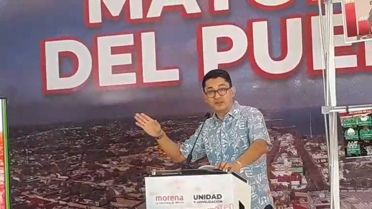 Erick Reyes León, presidente estatal de Morena, acusó a jueces y magistrados del Poder Judicial de defender sus privilegios y cotos familiares. Erick Reyes León, presidente estatal de Morena, acusó a jueces y magistrados del Poder Judicial de defender sus privilegios y cotos familiares.