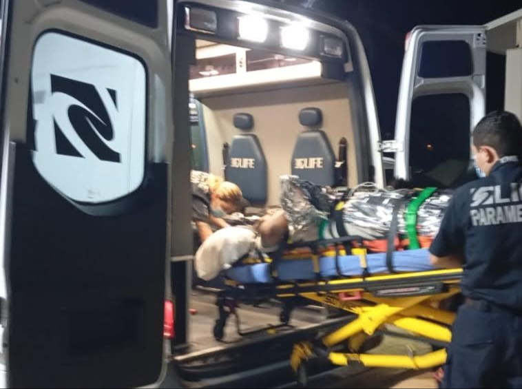 La mujer extranjera fue trasladada al hospital de Cancún La mujer extranjera fue trasladada al hospital de Cancún