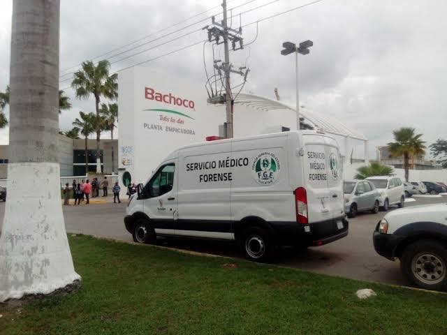 La SSP y FGE Yucatán mantienen un operativo en la planta de Bachoco La SSP y FGE Yucatán mantienen un operativo en la planta de Bachoco