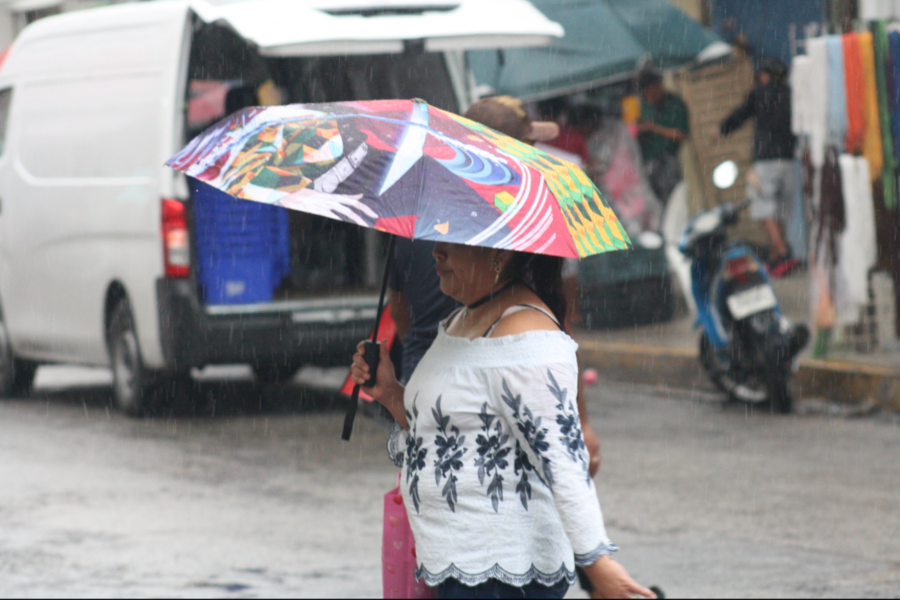 Las lluvias continuarán todo el fin de semana en la Península de Yucatán