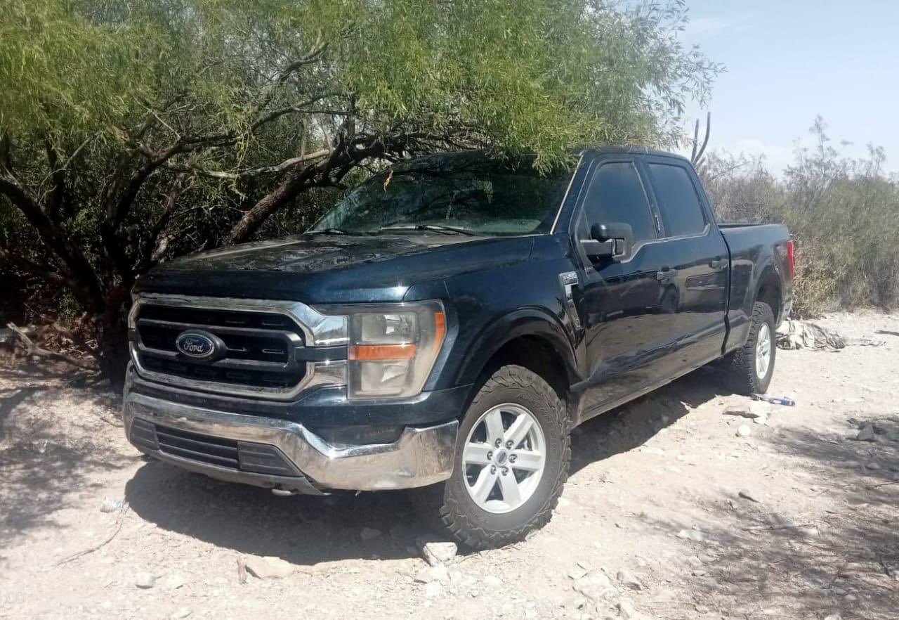 Camioneta asegurada por la FGJES Camioneta asegurada por la FGJES