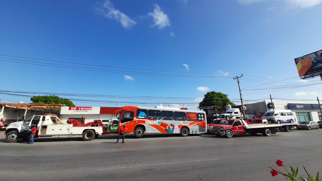 Choferes que cobraron el aumento del pasaje fueron multados Choferes que cobraron el aumento del pasaje fueron multados