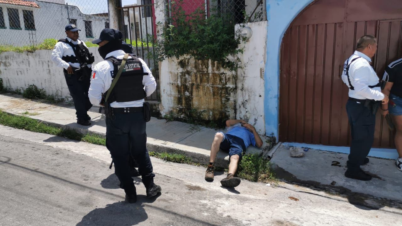 El ladrón empeñó el celular en una casa de la colonia Peña, donde dieron el paradero del sospechoso. El ladrón empeñó el celular en una casa de la colonia Peña, donde dieron el paradero del sospechoso.
