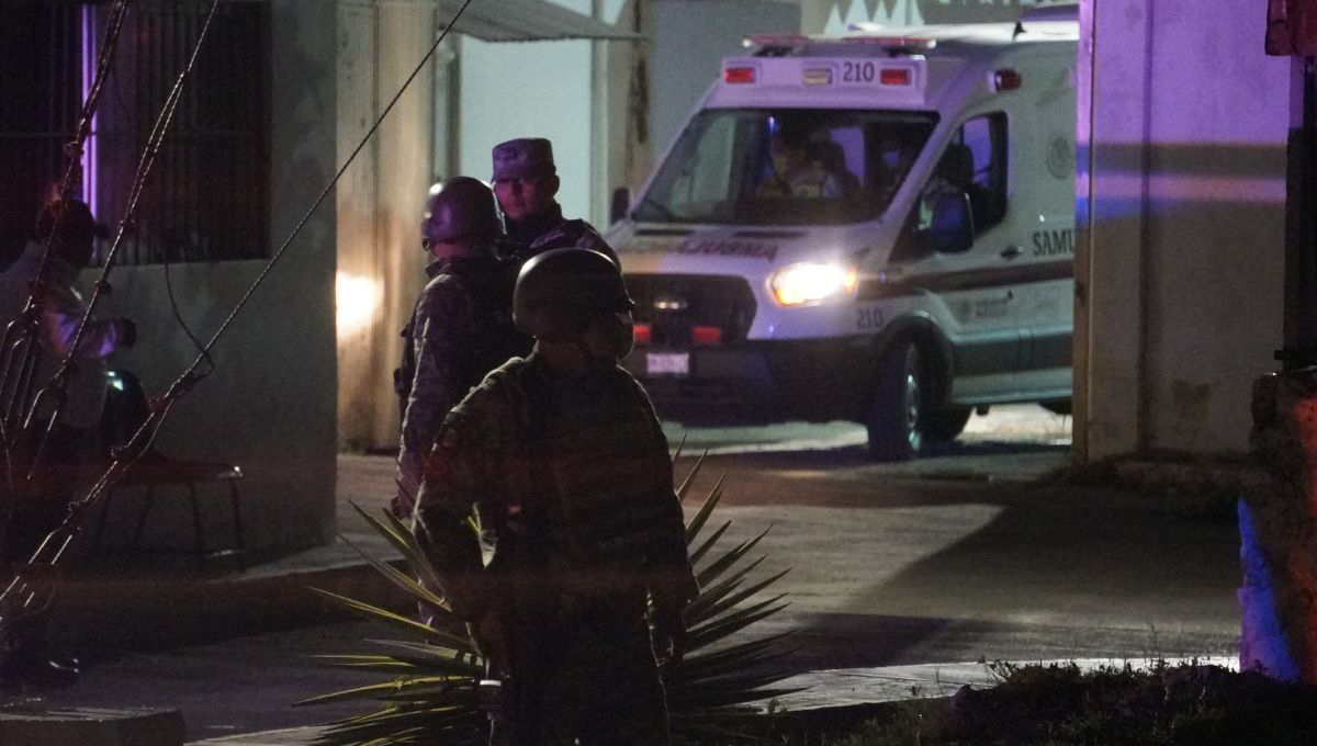 Agentes de seguridad y paramédicos ingresaron al penal Agentes de seguridad y paramédicos ingresaron al penal