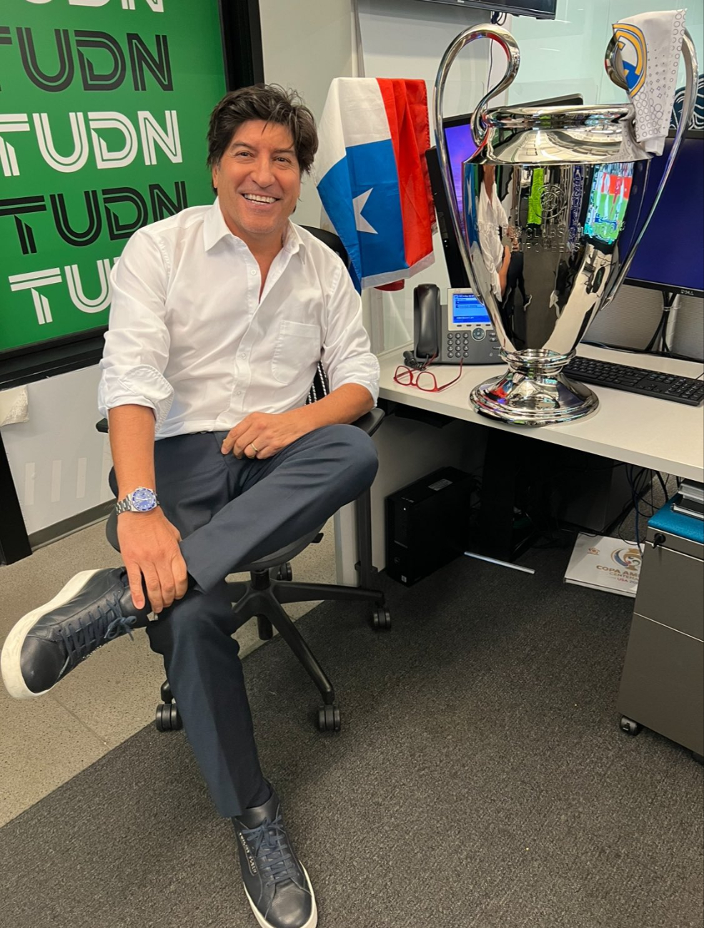 Ex futbolista del América anuncia su salida de TUDN
