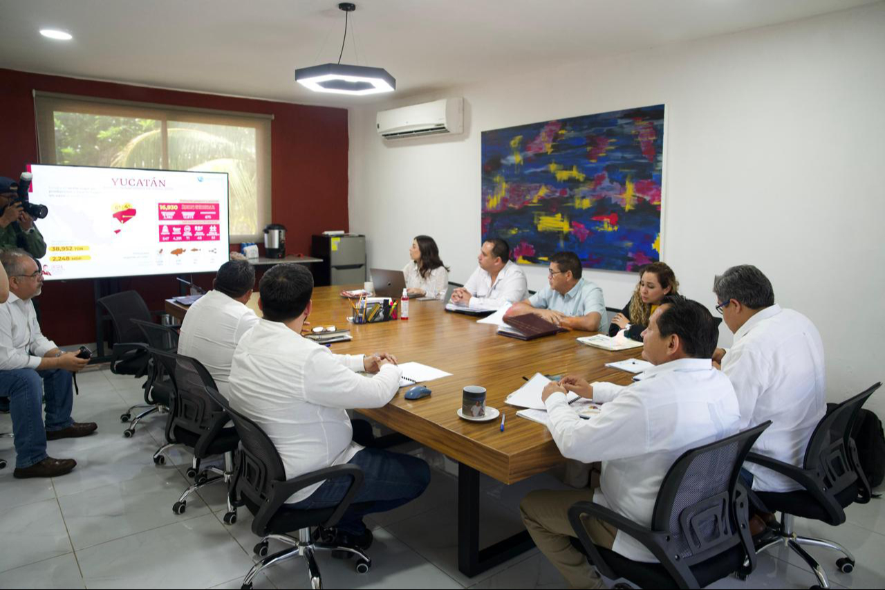 Así fue la reunión entre Joaquín Díaz Mena y Octavio Almada Palafox en Yucatán Así fue la reunión entre Joaquín Díaz Mena y Octavio Almada Palafox en Yucatán