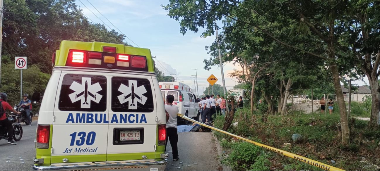Autoridades policiacos y paramédicos arribaron al área Autoridades policiacos y paramédicos arribaron al área