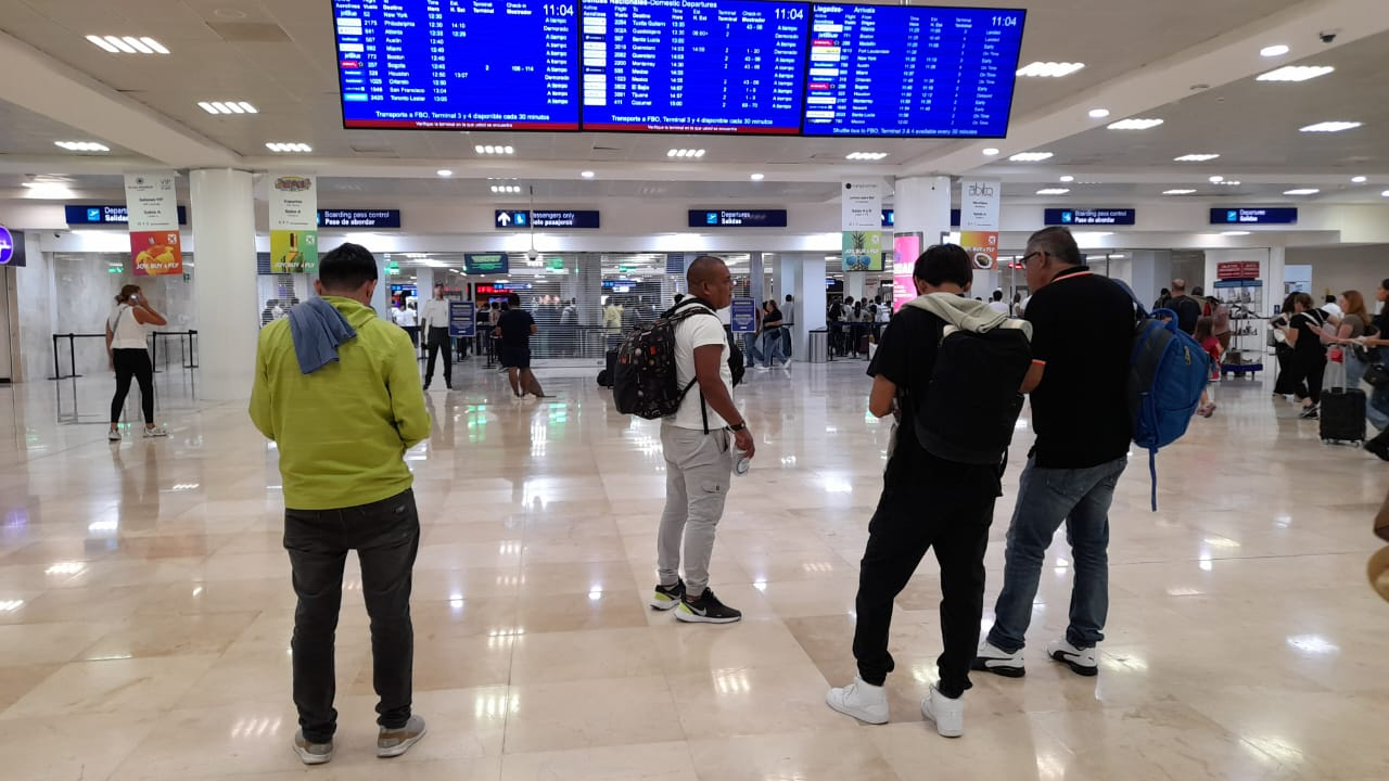 Los turistas al salir del AIC pueden dirigirse directamente a la estación Los turistas al salir del AIC pueden dirigirse directamente a la estación