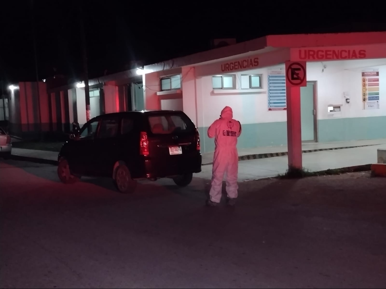 La mujer fue trasladada al hospital, muriendo dentro de un auto La mujer fue trasladada al hospital, muriendo dentro de un auto