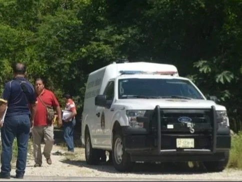 Servicios Periciales aseguró el cuerpo en la vía corta a Mérida Servicios Periciales aseguró el cuerpo en la vía corta a Mérida