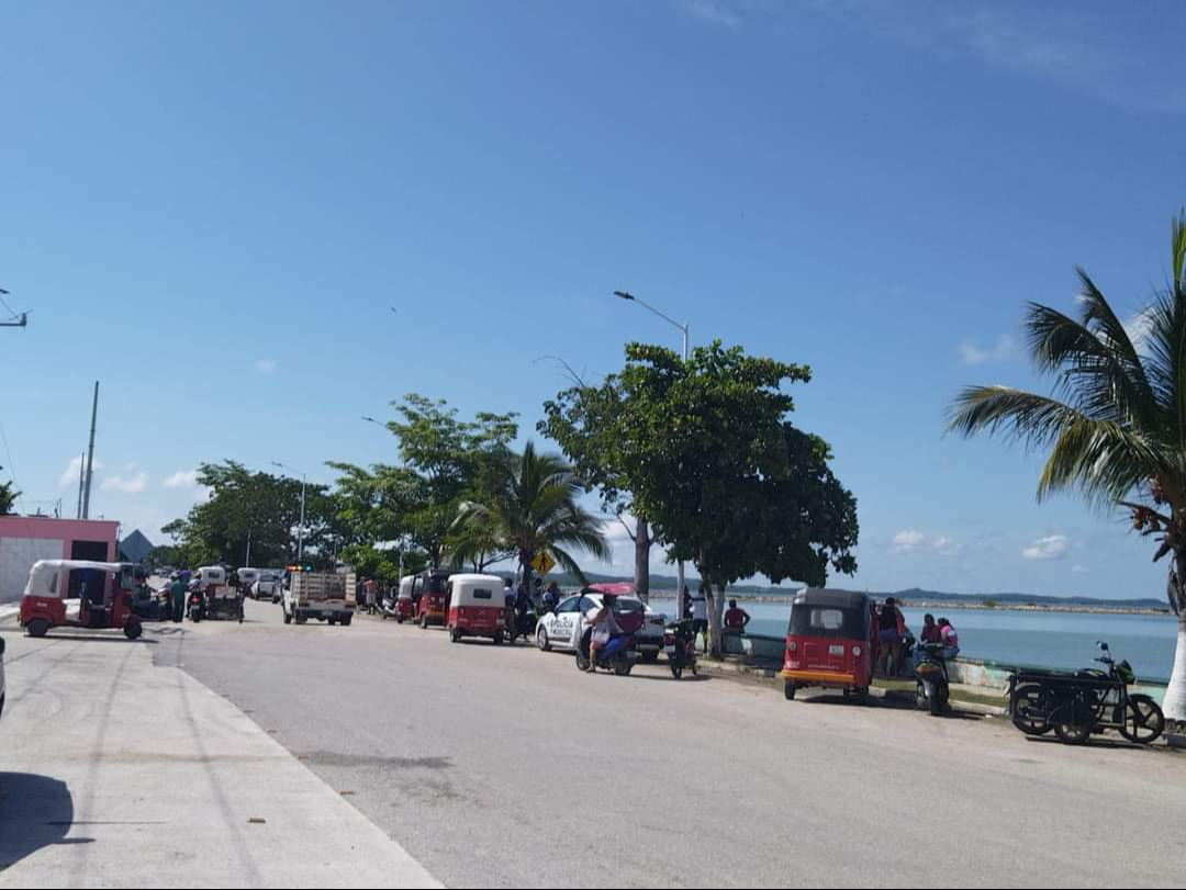 Encuentran cuerpo flotando en Seybaplaya 
