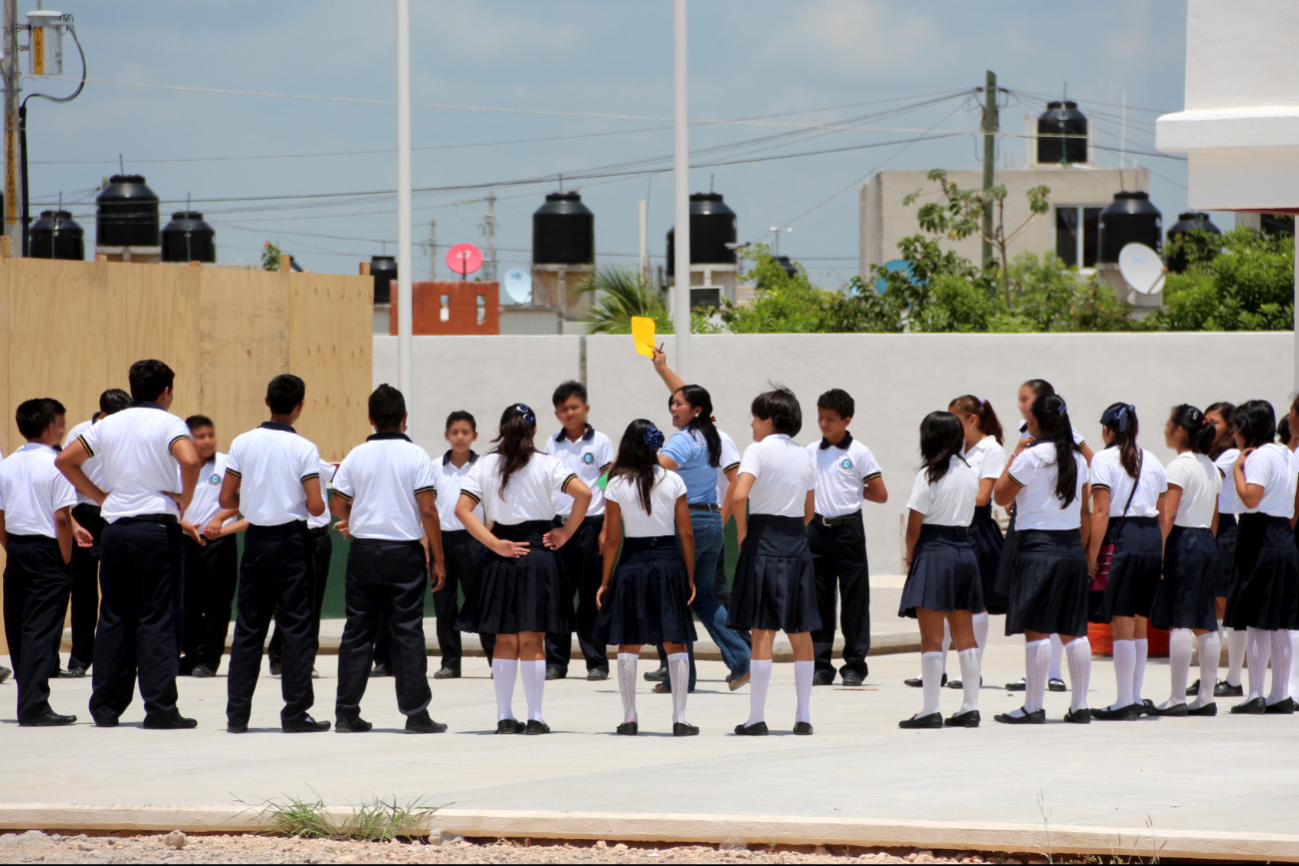 En el inicio de clases se realizaron actividades recreativas En el inicio de clases se realizaron actividades recreativas