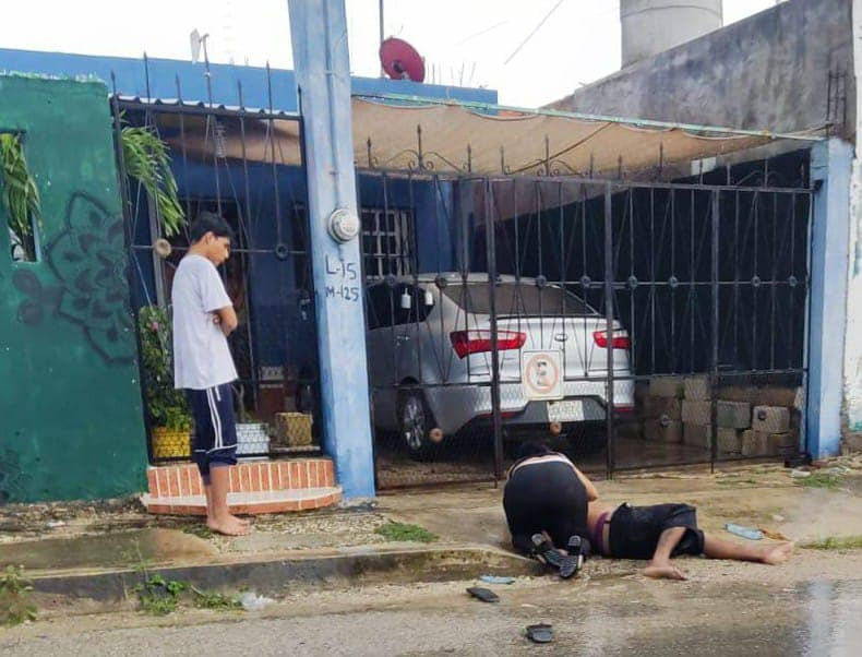 Auxilian a hombre herido en Chetumal Auxilian a hombre herido en Chetumal