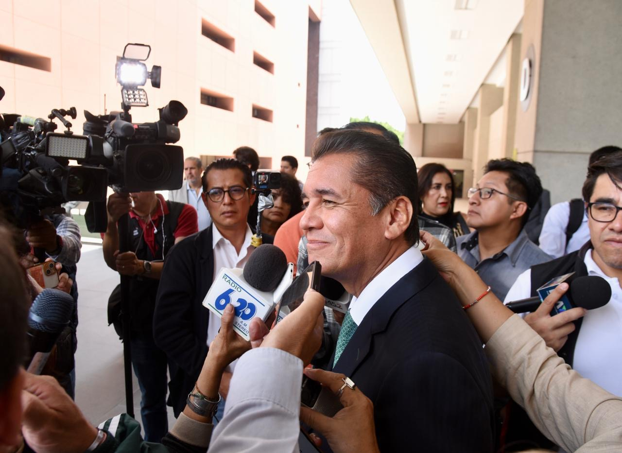 Carlos Alberto Puente Salas confirmó la medida ante la Cámara de Diputados Carlos Alberto Puente Salas confirmó la medida ante la Cámara de Diputados