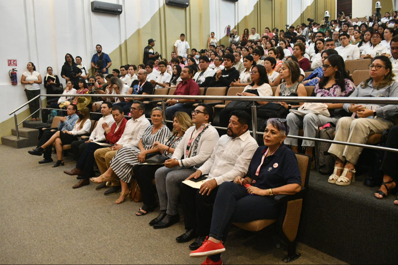 Carlos Tejeda de la Unesco destacó la riqueza del patrimonio inmaterial de Campeche. Carlos Tejeda de la Unesco destacó la riqueza del patrimonio inmaterial de Campeche.