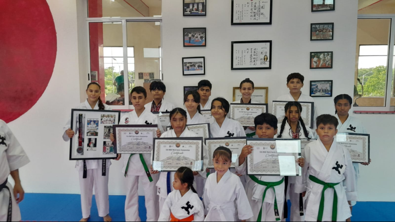 Karatecas de Playa del Carmen triunfan en Copa del Mundo