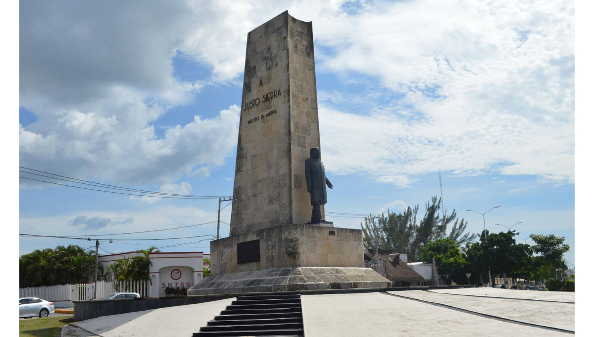 En el malecón, honra al destacado educador y político mexicano. En el malecón, honra al destacado educador y político mexicano.