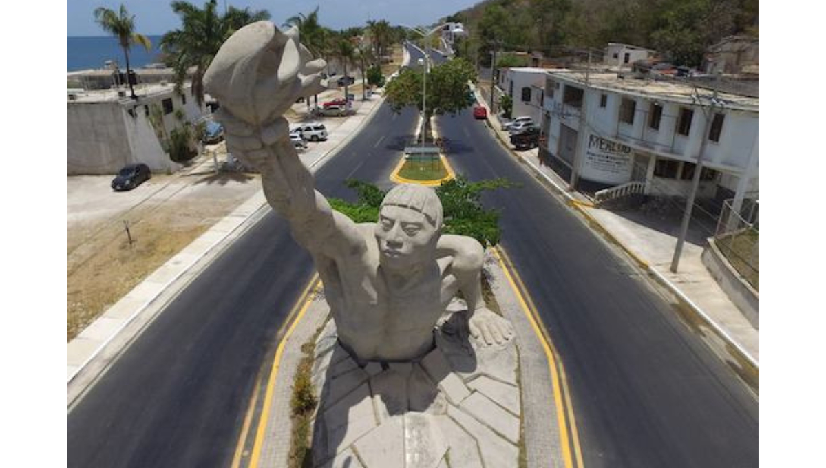 En la avenida a Lerma, simboliza el renacimiento de la ciudad. En la avenida a Lerma, simboliza el renacimiento de la ciudad.