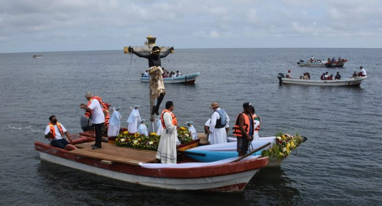 Campeche: ¿Cuándo será el paseo por  mar del Cristo Negro de San Román?