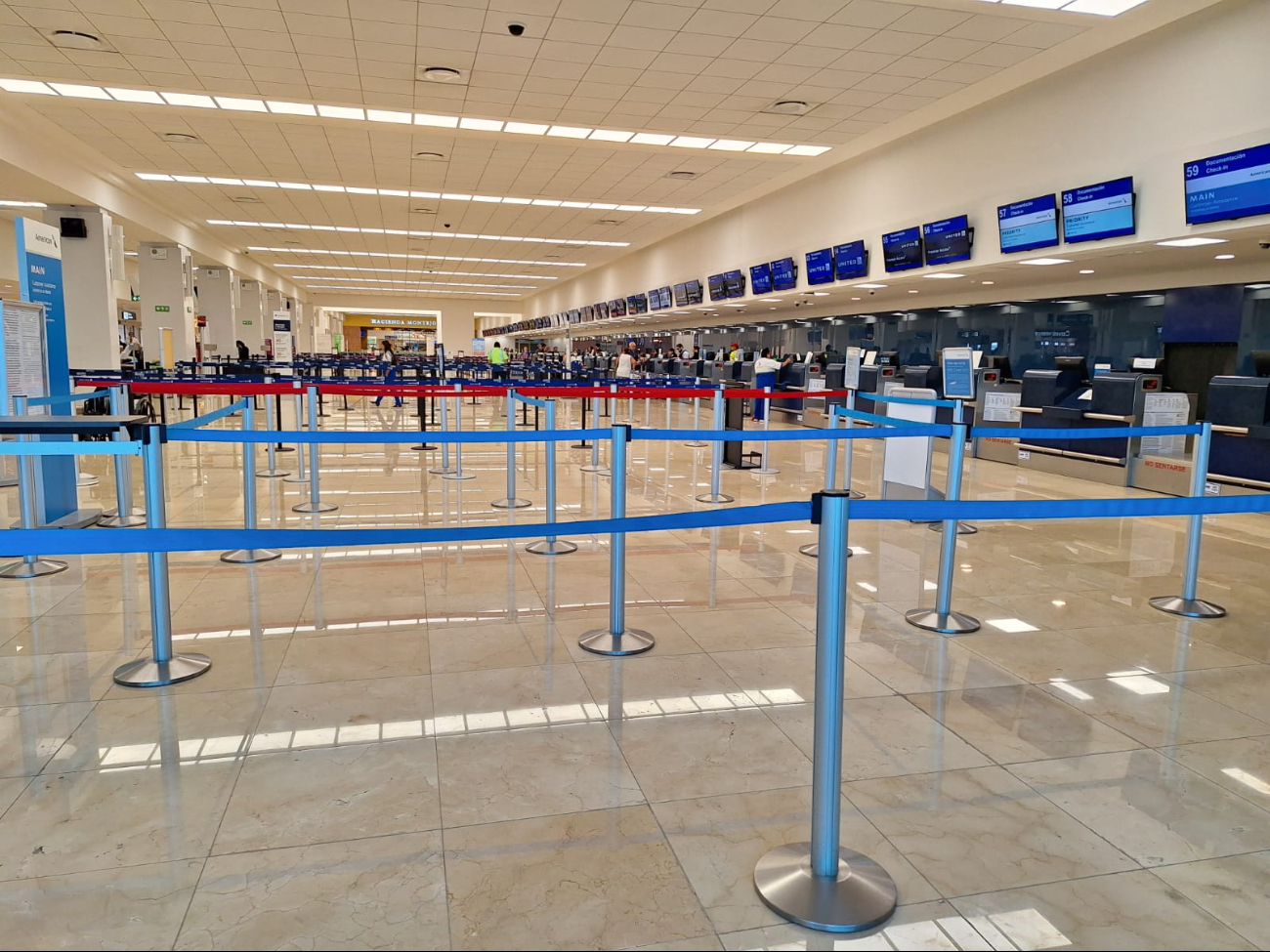 Aeropuerto de Mérida registra jornada de vuelos adelantados y demorados