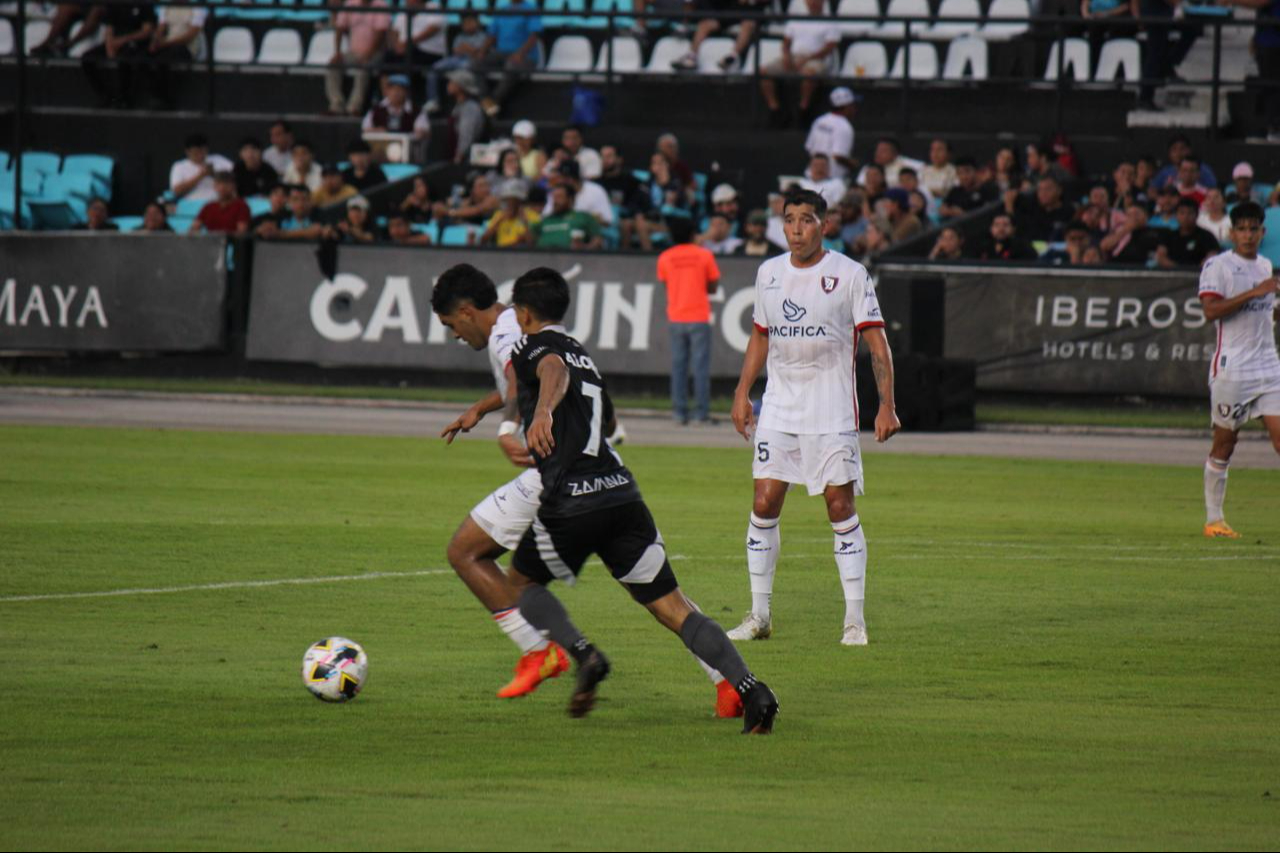 Cancún FC jugó contra el Tepetitlán y venció en el estadio Andrés Quintana Roo / Especial Cancún FC jugó contra el Tepetitlán y venció en el estadio Andrés Quintana Roo / Especial