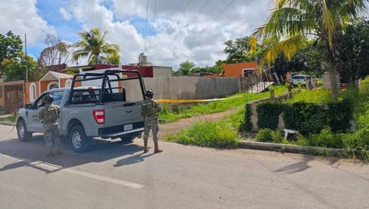 Agentes federales fuertemente armados realizan un cateo en una vivienda de Kanasín Agentes federales fuertemente armados realizan un cateo en una vivienda de Kanasín